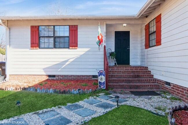 Foto del edificio - Long or Short term , NO HOA, fully furnished rental in SC!