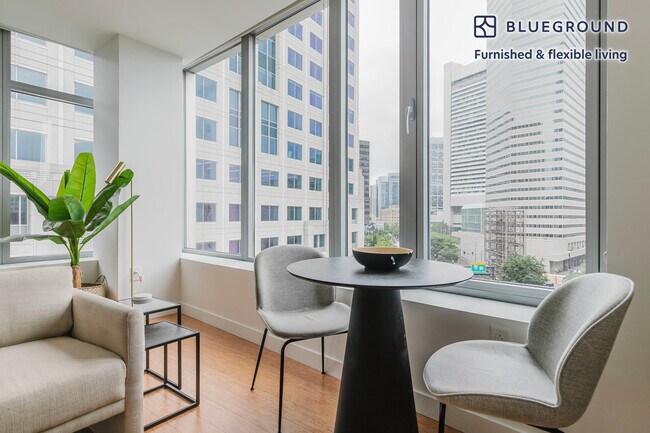 Foto del edificio - 120 Kingston St