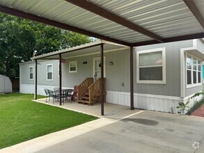 Building Photo - 3524 Gerry Dr