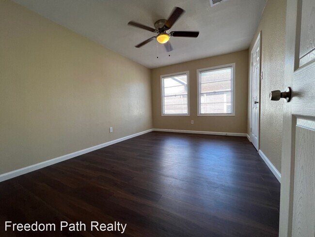 Building Photo - 3 br, 2 bath House - 604 Tate Ave