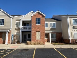 Building Photo - 122 Bertram Dr