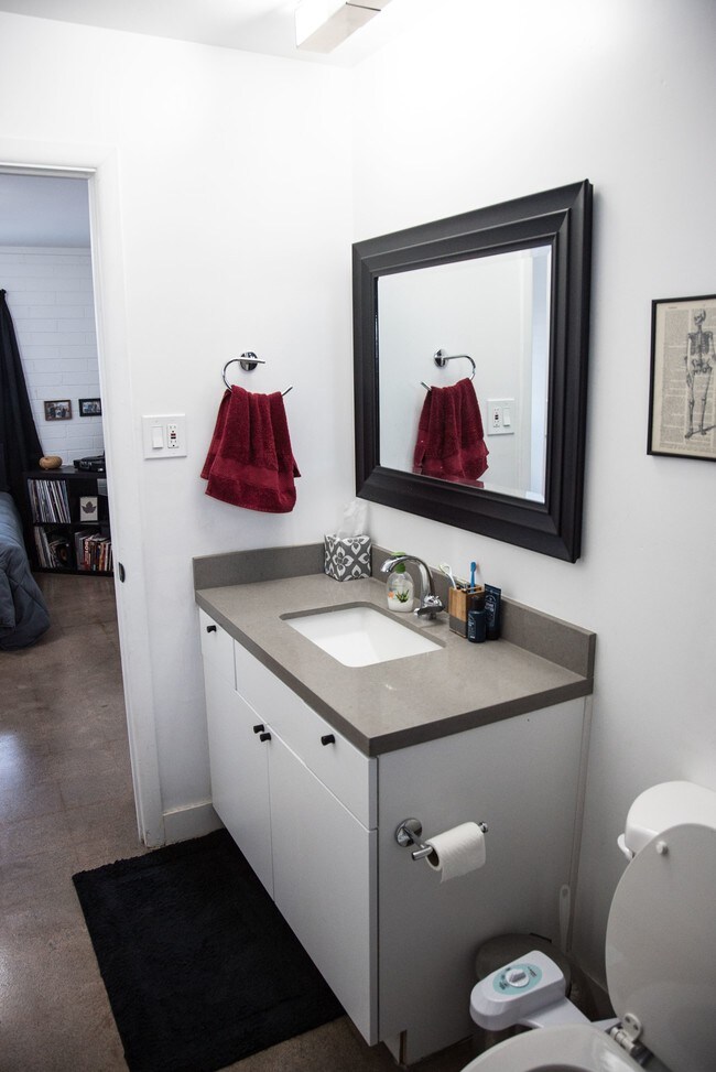 Foto del edificio - 422 N 14th St