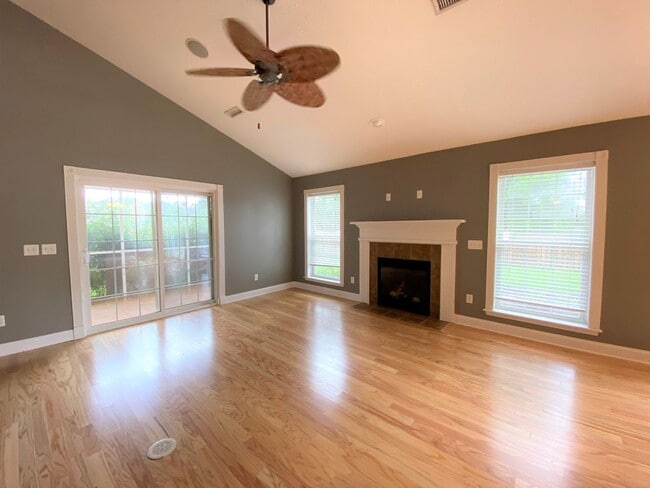 Building Photo - 3 bedroom, 2 bath with Bonus room - Hampstead Pines Community