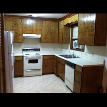 Building Photo - 273 Norman Dr