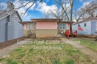Building Photo - 2205 McGuffey Rd