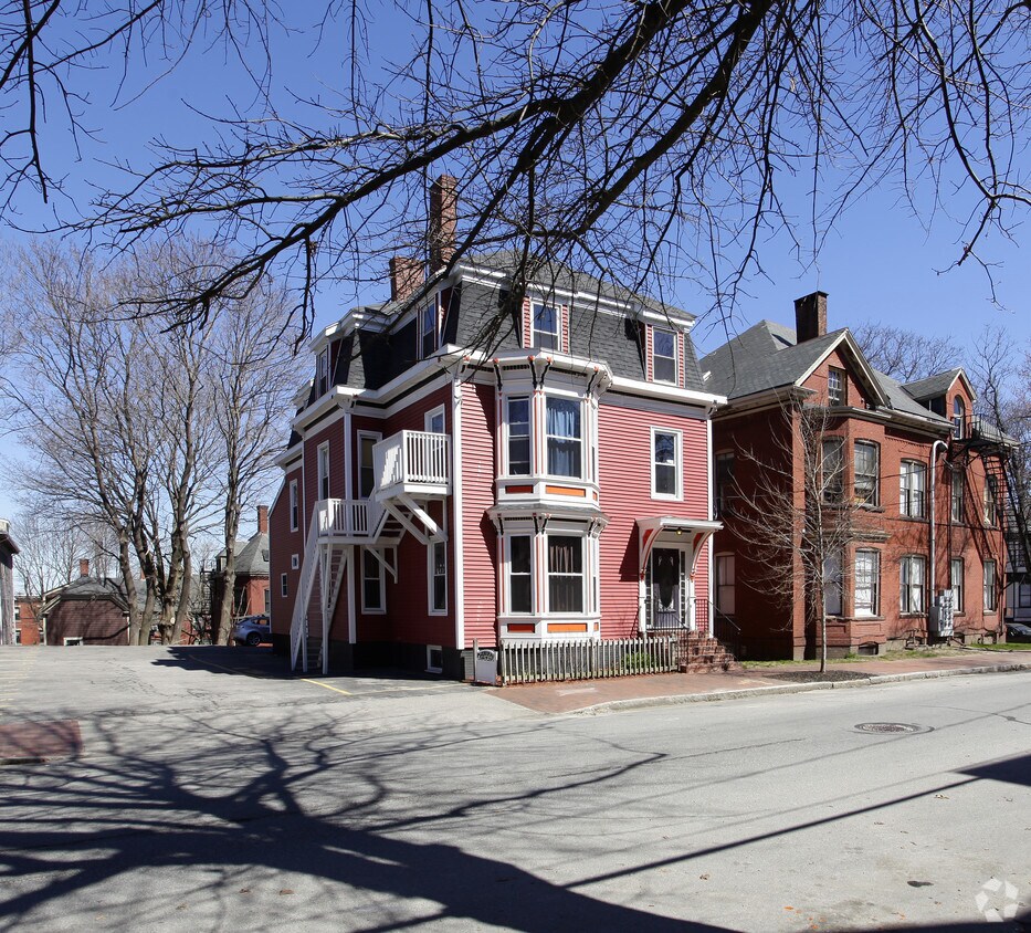Building Photo - 55 Sherman St