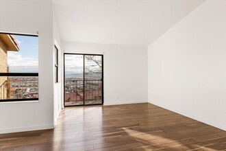 Building Photo - 161 W 950 S