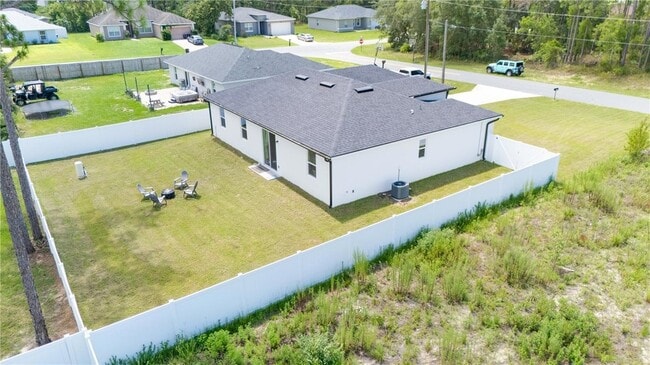 Building Photo - 7439 SW 130th Ln