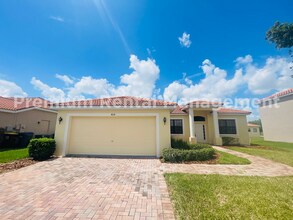 Building Photo - 404 Cinnamon Dr