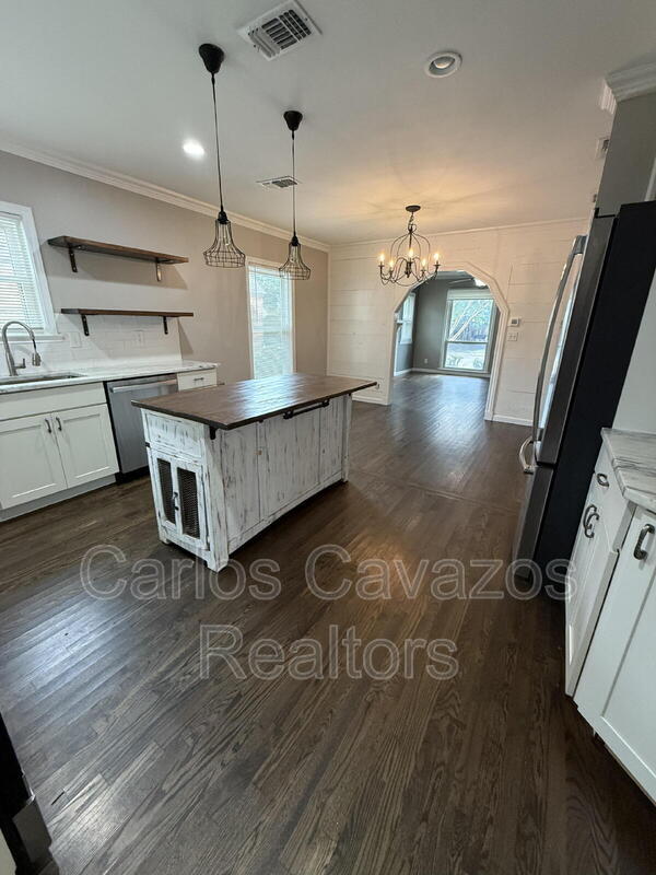 Building Photo - 2514 Alco Ave