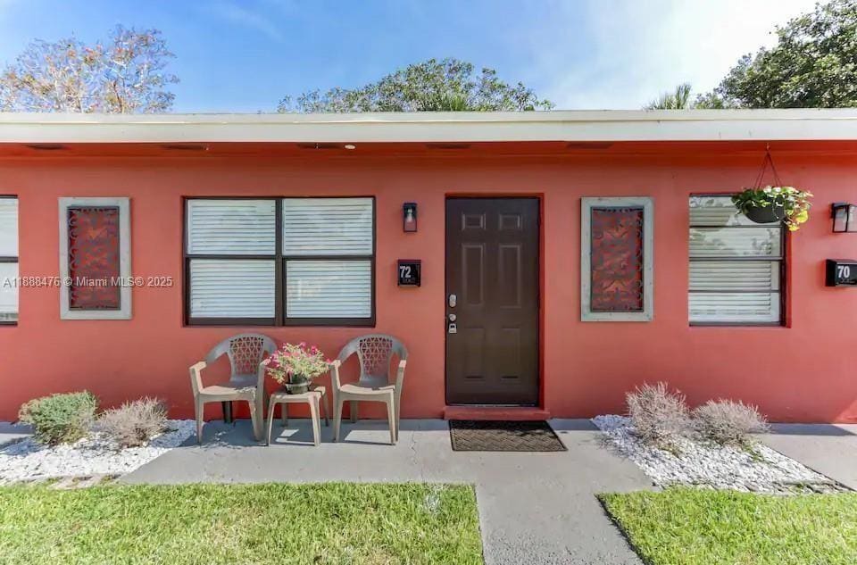 Foto principal - 72 NE 5th St
