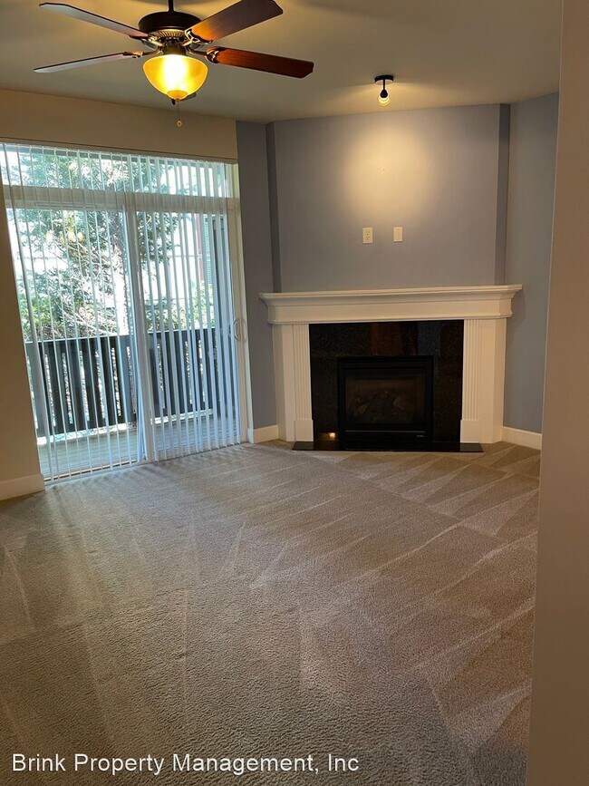 Building Photo - 3 br, 2.5 bath House - 301 Chelan Place NE...