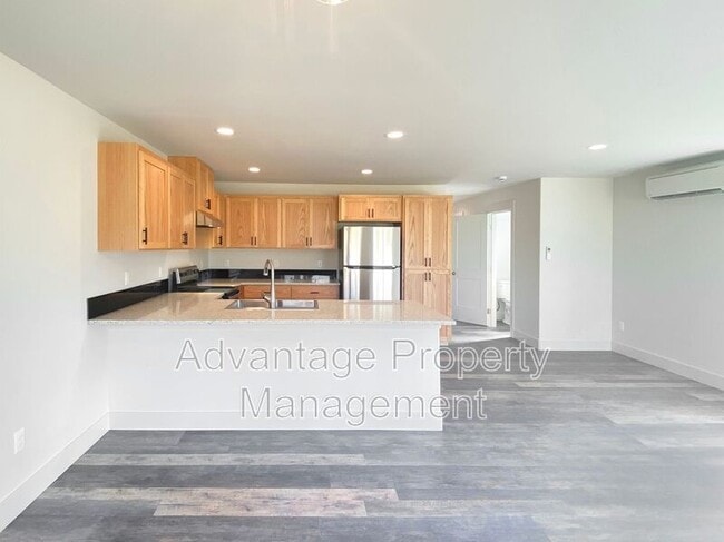 Building Photo - 1786 S 9th St