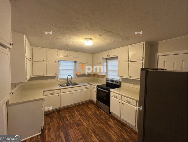 Foto del edificio - 1463 Beatty St