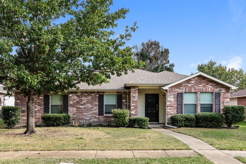 Foto principal - 1625 Creekridge Ct