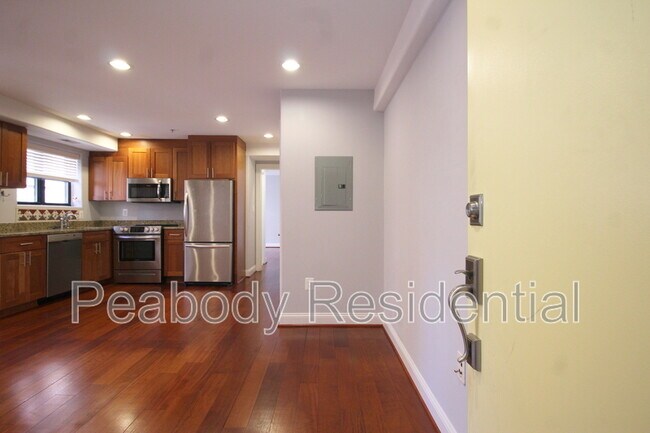 Foto del edificio - 1354 Euclid St NW