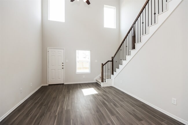 Foto del edificio - 15348 Estrella Rd E