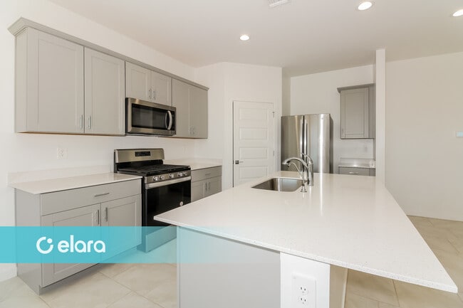 Foto del edificio - 13346 N JESSETT LN