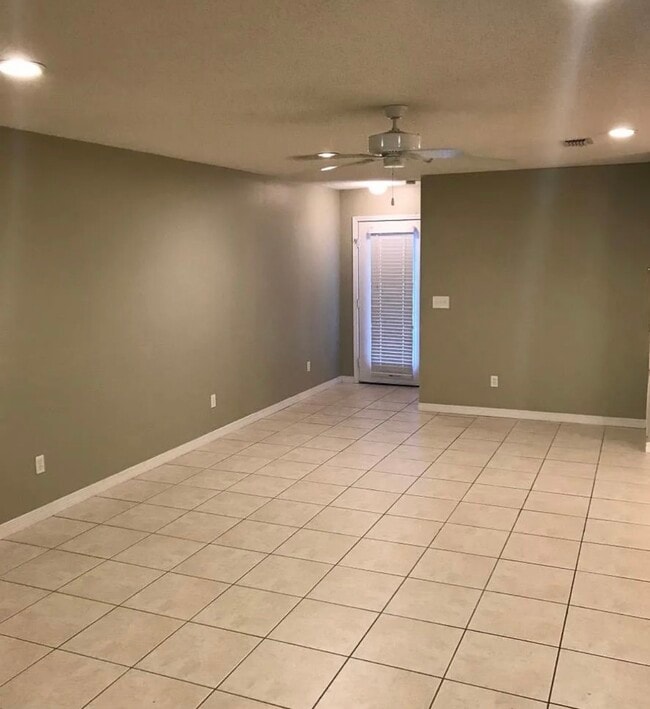 Building Photo - 104 Andalusia Rd