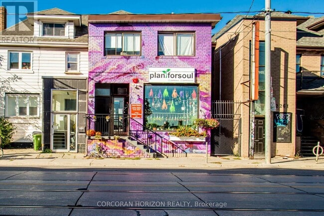 Building Photo - 2257 Dundas St W