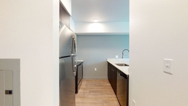 Interior Photo - Crane Interbay Apartments