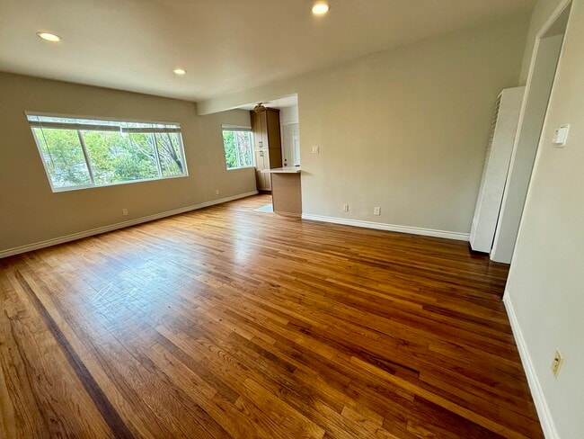 Large Living Room - 11605 W Washington Blvd