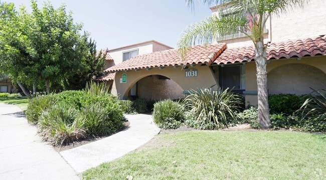 Foto del edificio - Mission Village