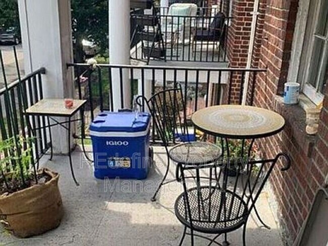 Foto del edificio - 3106 Patterson Ave