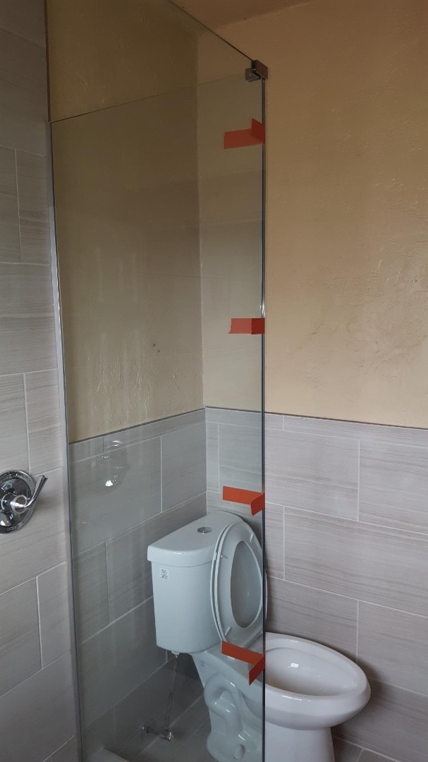 Photo - 916 E 6th St House