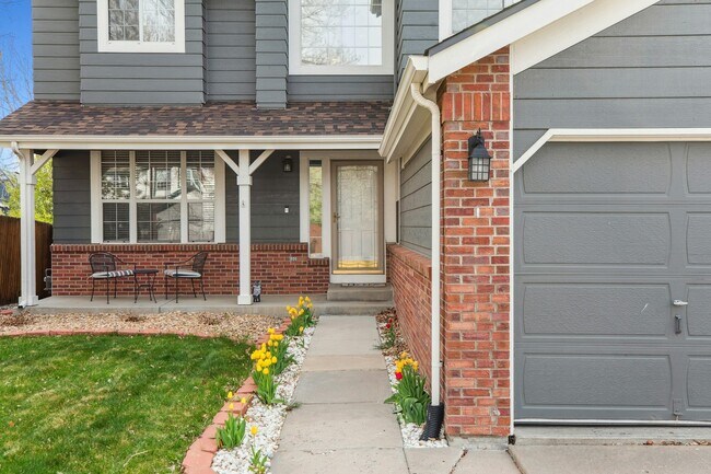 Foto del edificio - 5751 S Truckee St