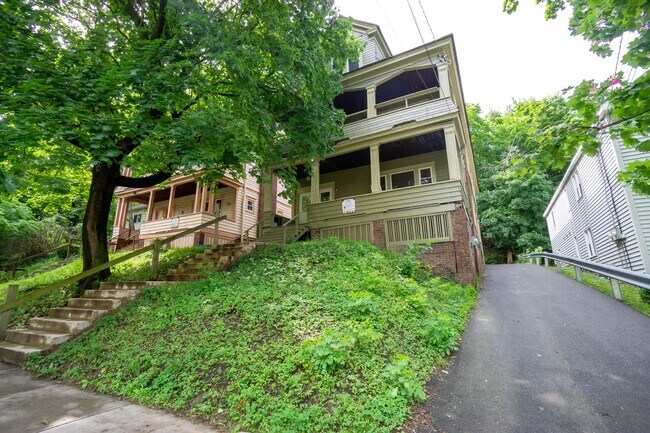 Photo - 716 Euclid Ave Apartment