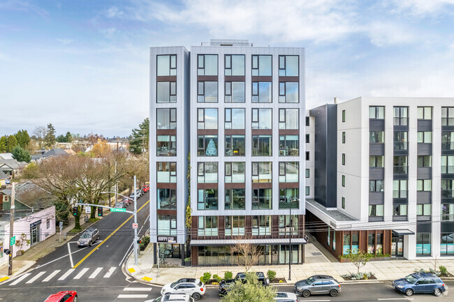 Carbon 12 - Apartments in Portland, OR | Apartments.com