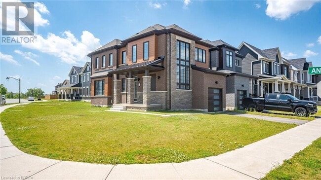 Building Photo - 1 Gunn Ave