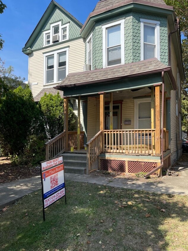Primary Photo - 166 W 9th Ave