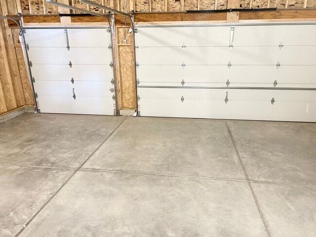 Building Photo - 2310 Truman Trail