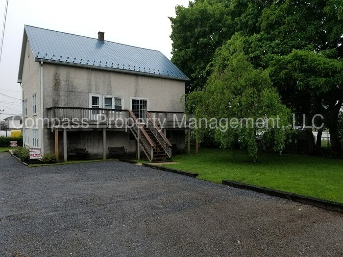 Primary Photo - 749 Vine St