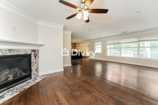 Foto del edificio - 4451 Lombard Rd, Ellenwood, GA 30294, USA