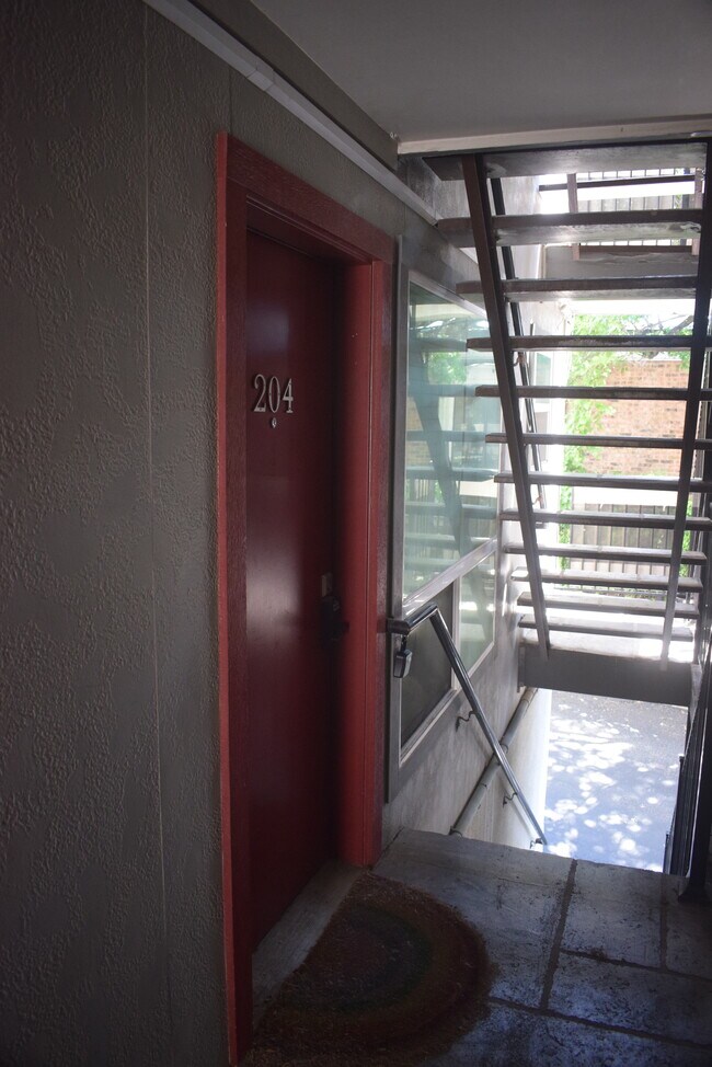 Foto del edificio - 3110 Red River St