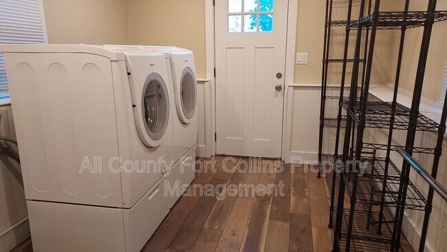 Foto del edificio - 910 N 4th St