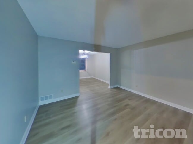 Building Photo - 13537 Dellwood Ct