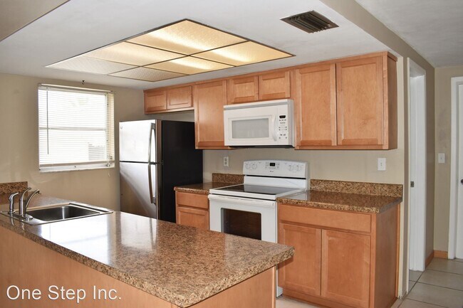 Foto del edificio - 2 br, 2 bath House - 7342 Donegal St