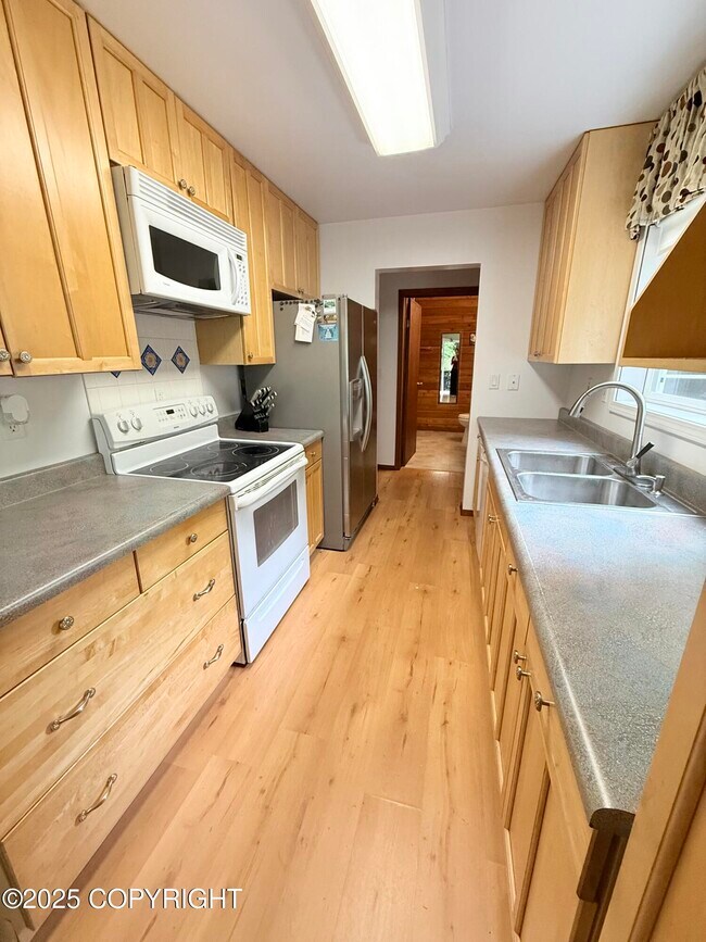 Foto del edificio - 12399 Blackberry Ln