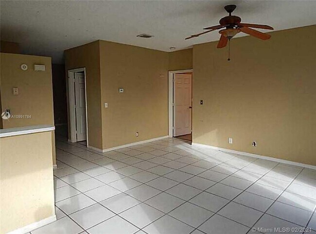 Foto del edificio - 1799 NW 162nd Ave