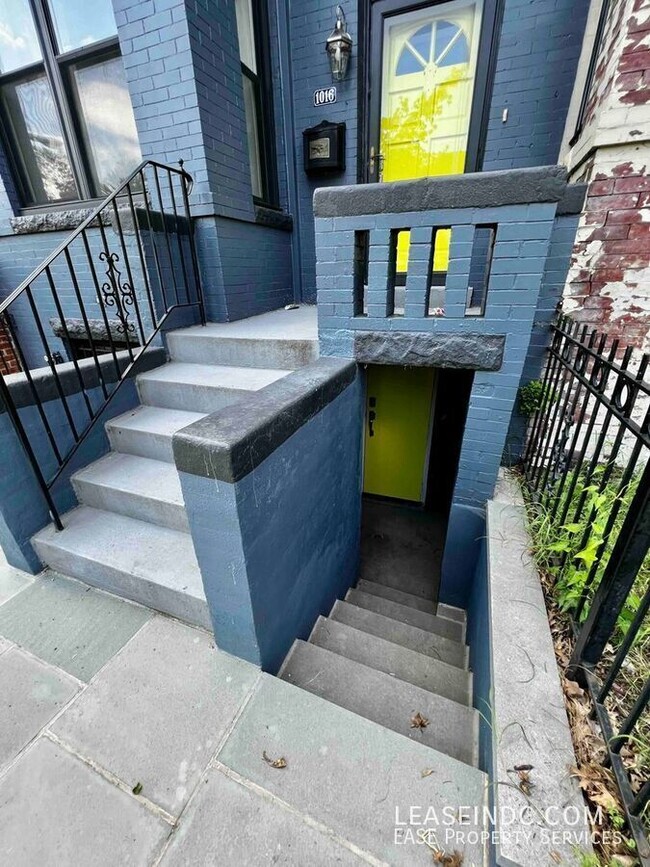 Photo - 1016 11th St NE Apartment