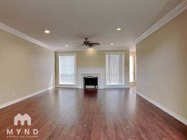 Foto del edificio - 1306 Silverleaf Dr