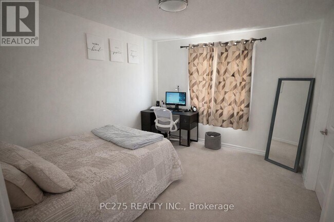 Building Photo - 2949 Biddulph Street