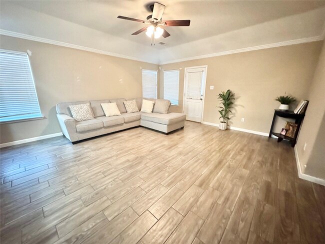 Foto del edificio - 12411 Meadow Frost Ln