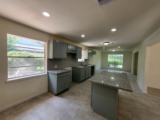 Foto del edificio - 22019 Kenchester Dr