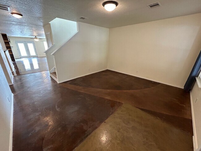 Foto del edificio - **APPLICATION RECEIVED** **MOVE IN SPECIAL...