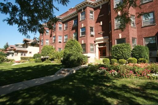 Primary Photo - 326 S Ridgeland Ave